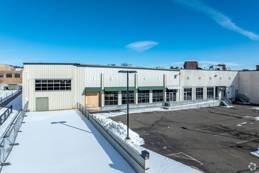 More Photos Of 543 James Ave, Saint Paul Manufacturing For Sale