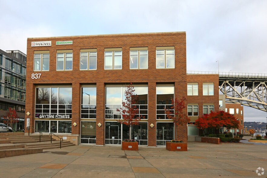 More Photos Of 837 N 34th St, Seattle Coworking Space