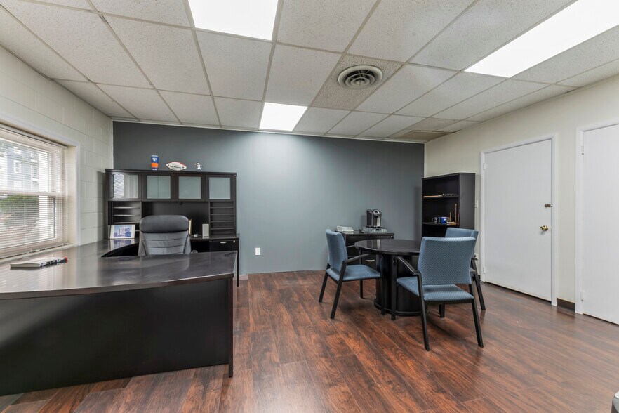 More Photos Of 37 Station Dr, Princeton Junction Office For Sale