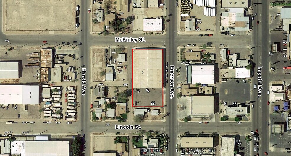 More Photos Of 839 Emerson Ave, Calexico Showroom For Sale
