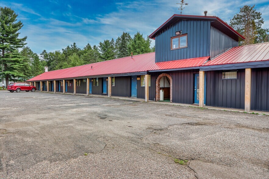 More Photos Of 9966 N State Road 27, Hayward Hotel For Sale