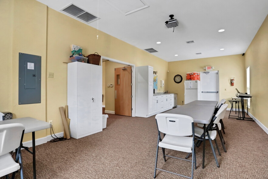 More Photos Of 1495 Herbert St, Port Orange Religious Facility For Sale