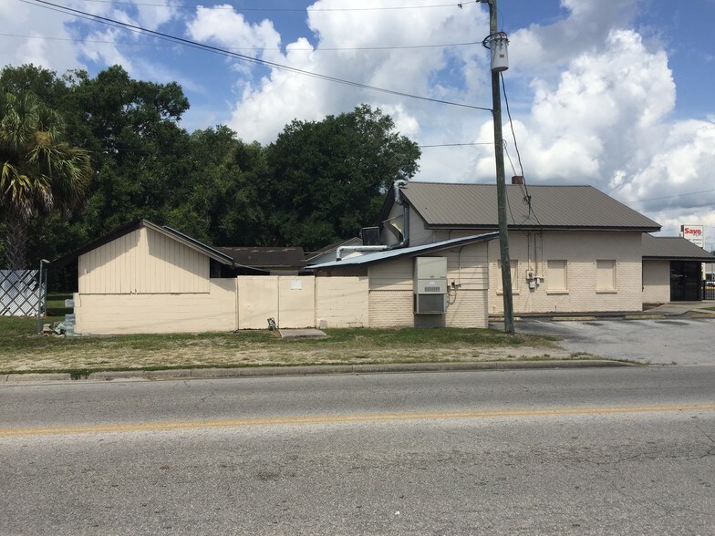 More Photos Of 3201 Crill Ave, Palatka Convenience Store For Sale