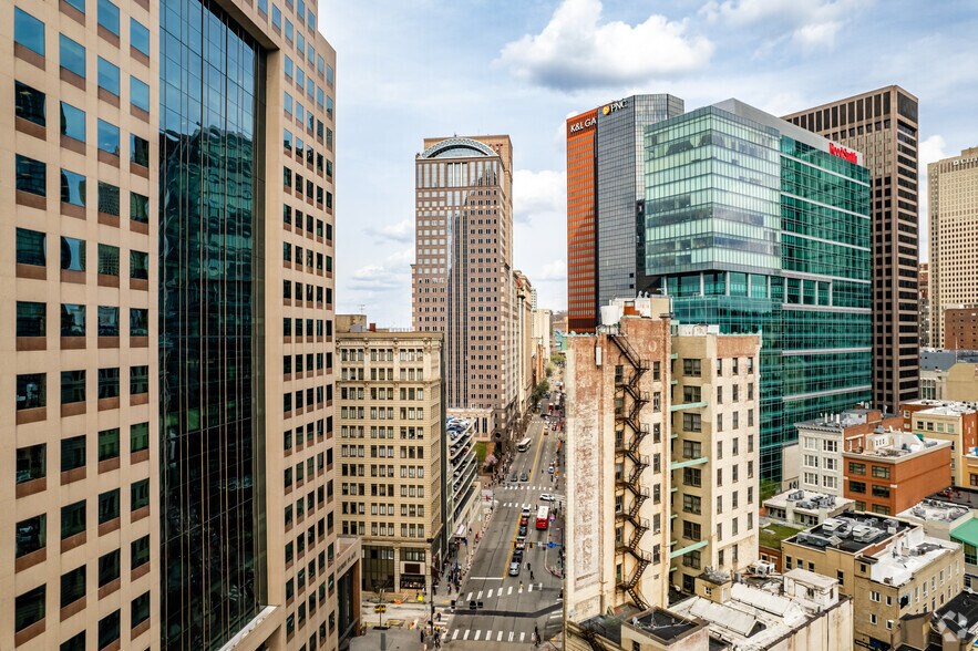 More Photos Of 625 Liberty Ave, Pittsburgh Office For Lease