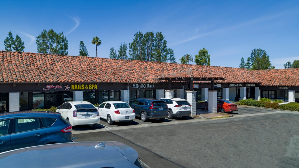 More Photos Of 23547-23641 Moulton Pky, Laguna Hills Unknown For Lease