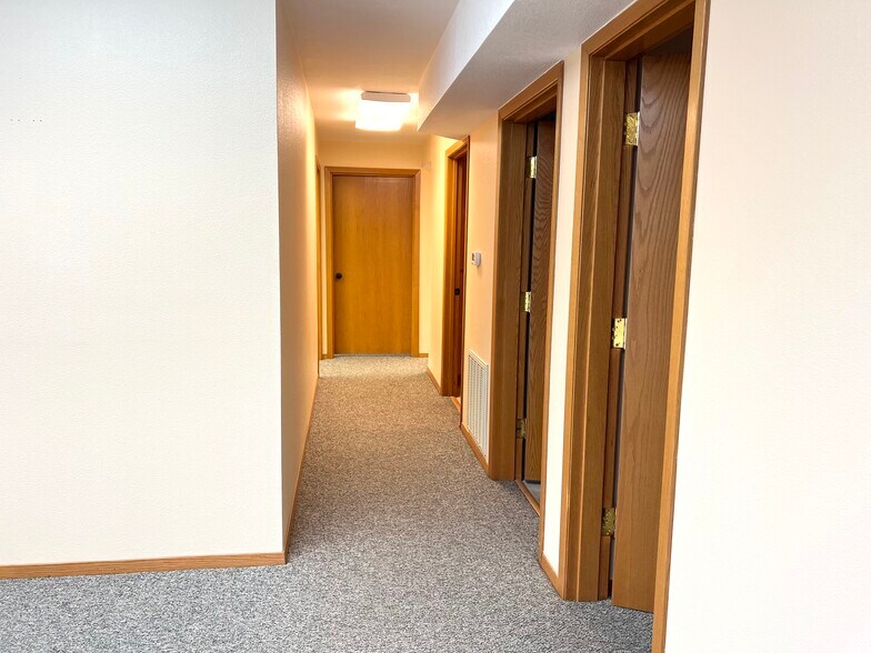 More Photos Of 7409 W Grandridge Blvd, Kennewick Office For Lease