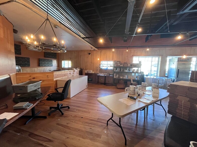 More Photos Of 18 Village Green Way, Southwest Harbor Restaurant For Lease