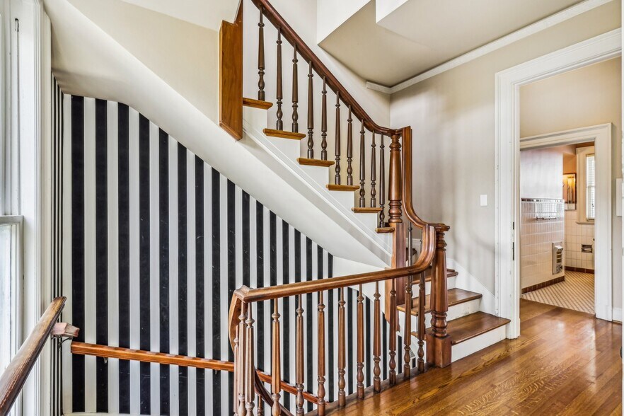 More Photos Of 7735 Mocking Bird Ln, San Antonio Lodge Meeting Hall For Sale