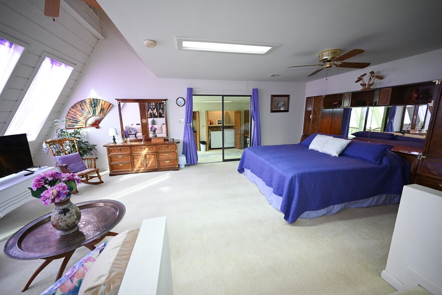 More Photos Of 2759 County Road 411, Berryville Hotel For Sale