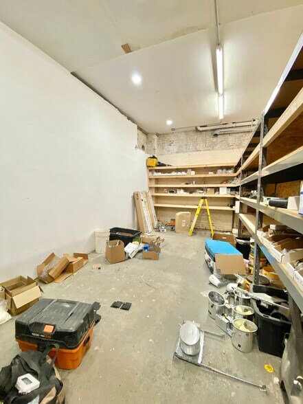 More Photos Of 8329 Delaware Ave, Upper Darby Service For Sale