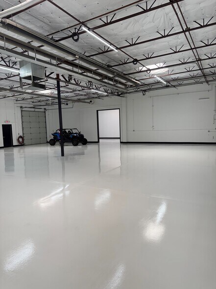 More Photos Of 2542 S 3400 W, Salt Lake City Light Manufacturing For Lease