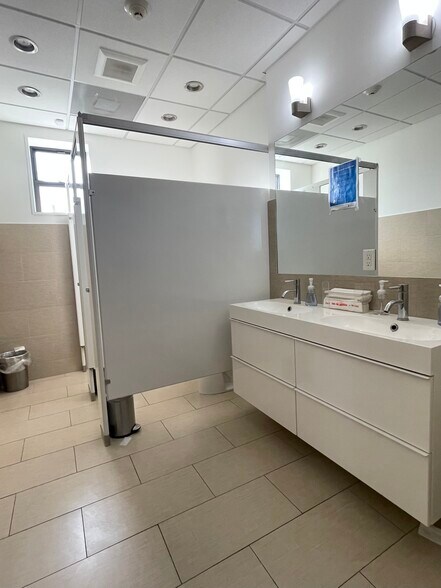 More Photos Of 18-00 Fair Lawn Ave, Fair Lawn Loft Creative Space For Lease