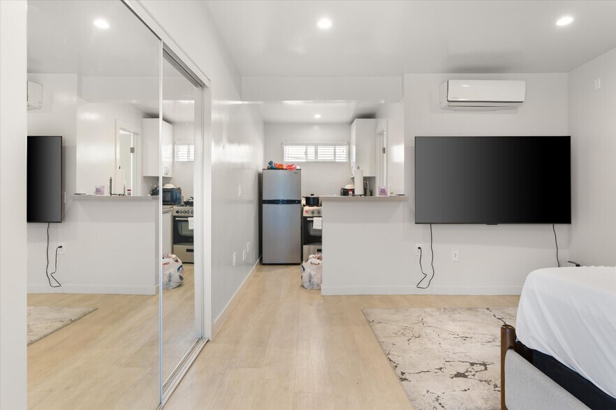More Photos Of 9910 S Village Dr, Inglewood Apartments For Sale