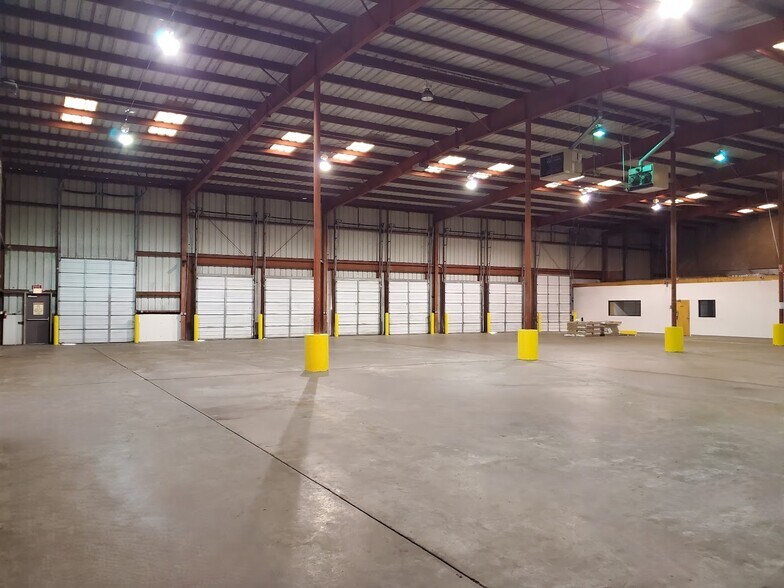 More Photos Of 3574 Argonne Ave, Norfolk Warehouse For Lease