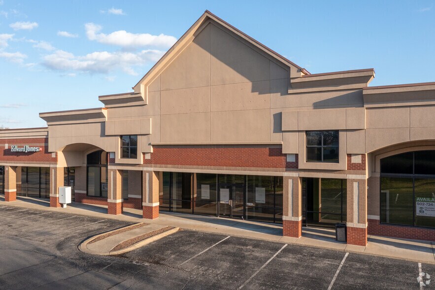 More Photos Of 10001-10041 Forest Green Blvd, Louisville Unknown For Lease