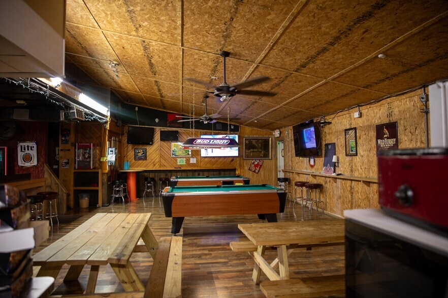 More Photos Of 22572 Bridgeville Hwy, Seaford Auto Dealership For Sale