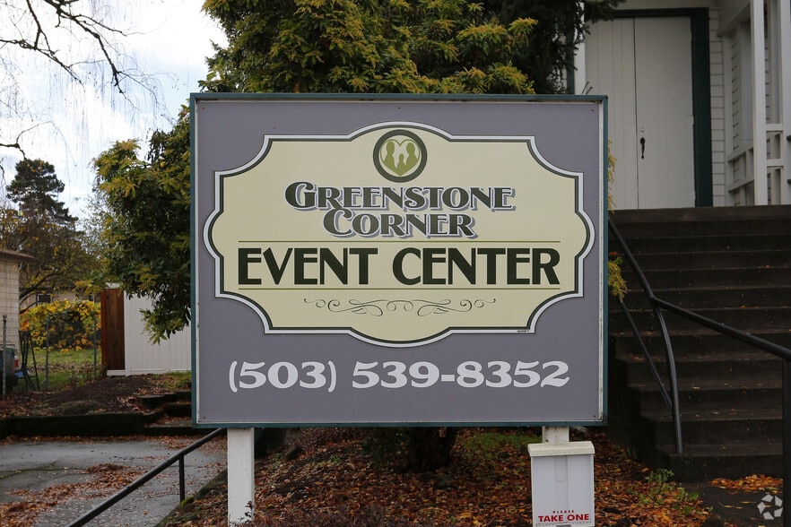 More Photos Of 300 E Main St, Molalla Religious Facility For Sale