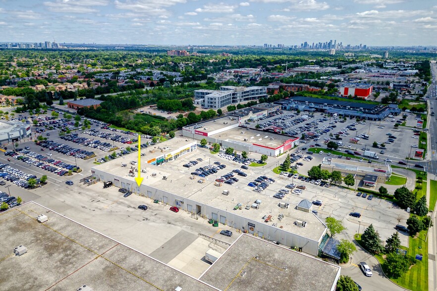 More Photos Of 3145 Dundas St W, Mississauga Storefront Retail Office For Lease