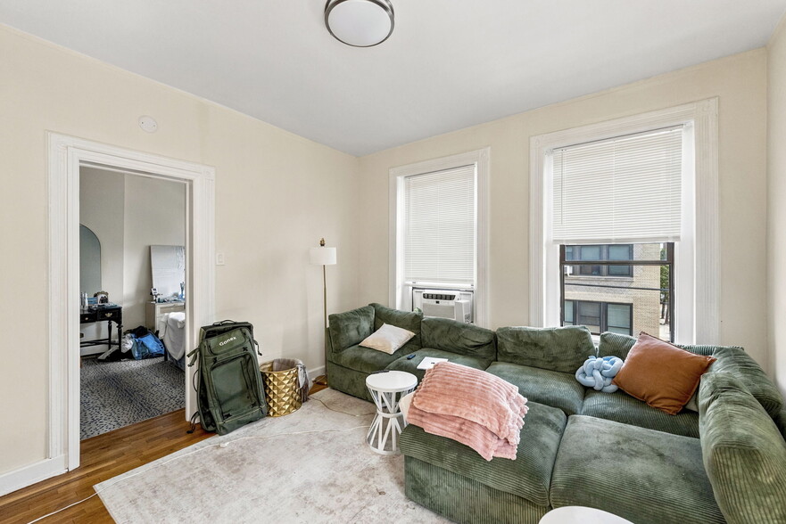 More Photos Of 300 Garden St, Hoboken Apartments For Sale