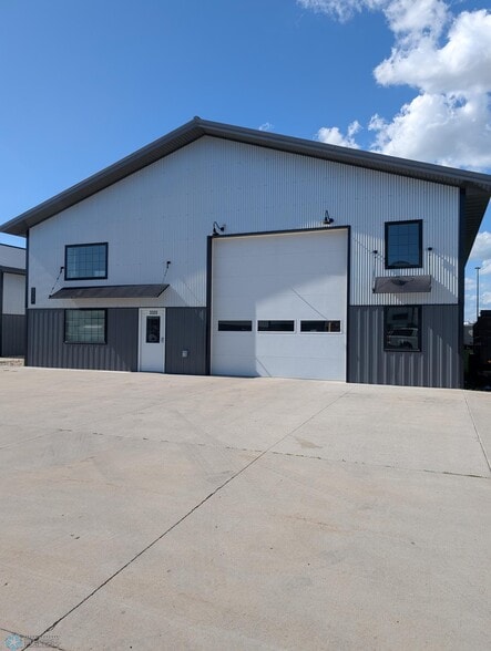 Primary Photo Of 3320 39th St S, Fargo Warehouse For Sale
