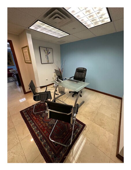 More Photos Of 4300 Biscayne Blvd, Miami Office Residential For Lease