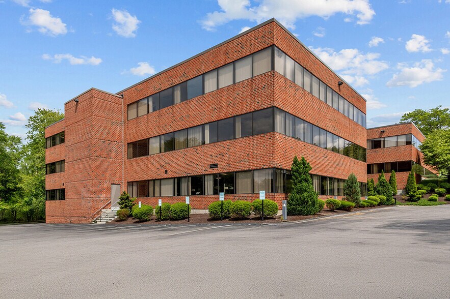 More Photos Of 67 Forest St, Marlborough Coworking Space