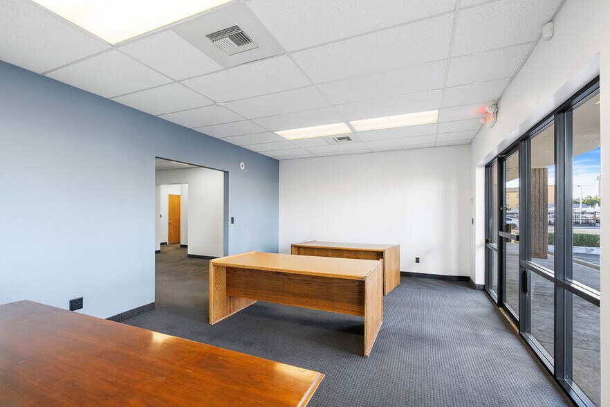 More Photos Of 9119 N 7th St, Phoenix Office For Lease