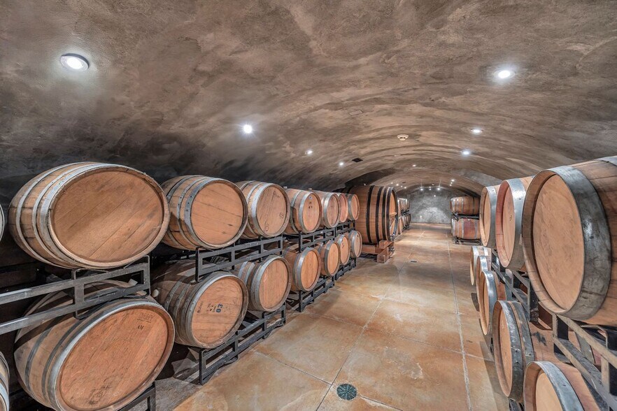 More Photos Of 150 Highway 330, Owenton Winery Vineyard For Sale