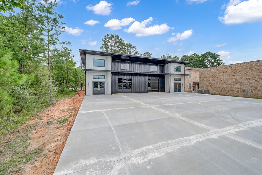 More Photos Of 818 Honea Egypt rd, Magnolia Industrial For Sale