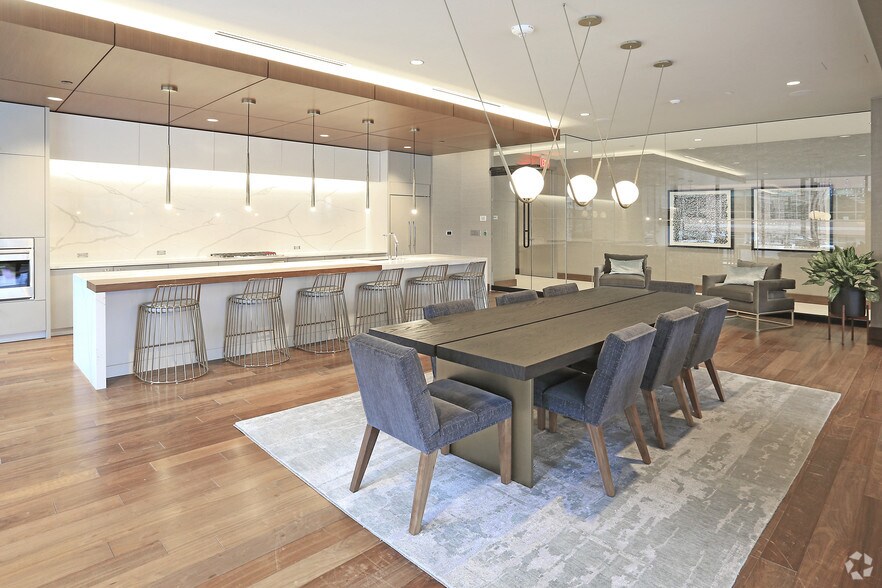 More Photos Of 365 Nicollet Mall, Minneapolis Apartments For Sale