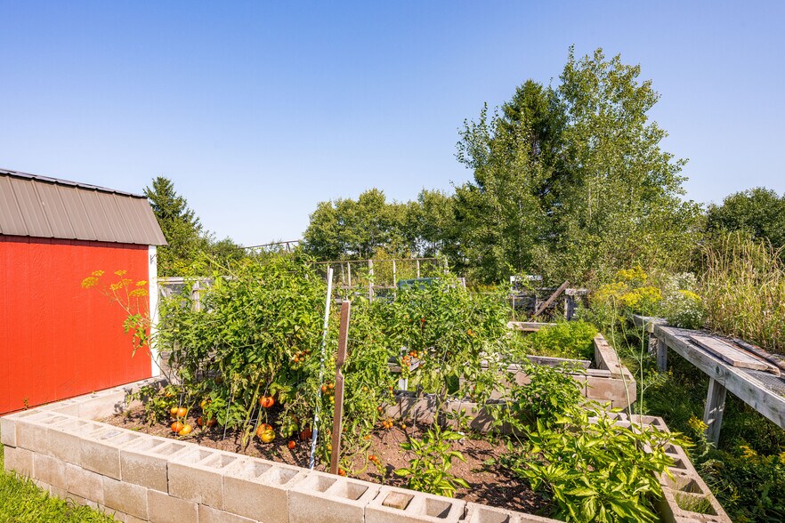 More Photos Of 60445 E Summit Rd W, Ashland Lodge Meeting Hall For Sale