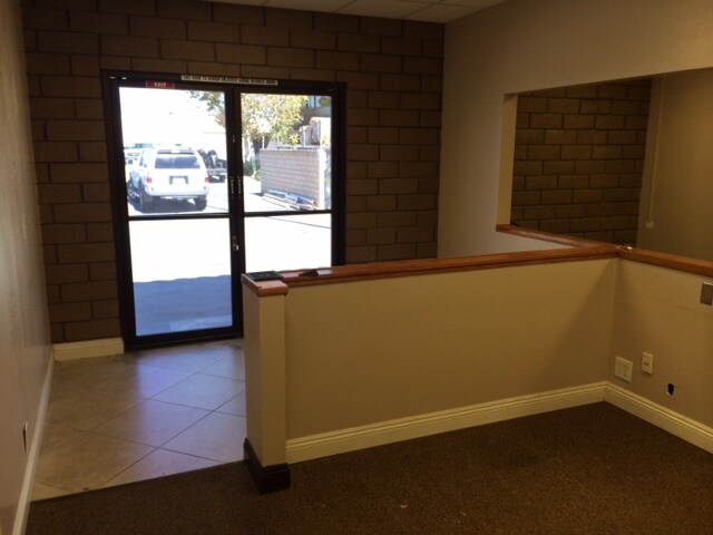 More Photos Of 43136 Rancho Way, Temecula Service For Sale