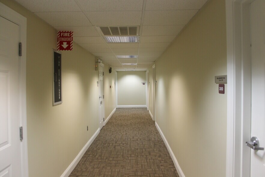 More Photos Of 30 S Valley Rd, Paoli Office For Lease