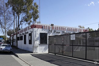 More Photos Of 818 E Walnut St, Santa Ana Contractor Storage Yard For Lease