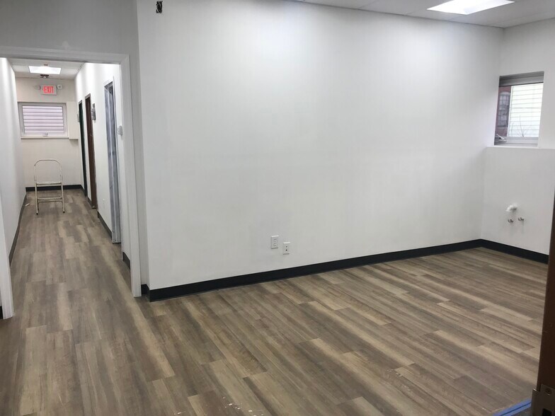 More Photos Of 295-299 Broadway, Paterson Medical For Lease