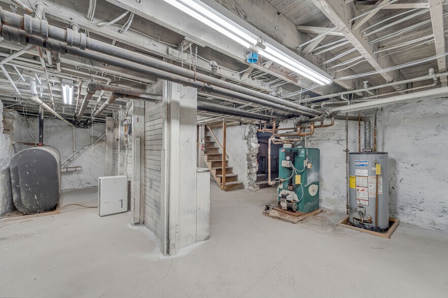 More Photos Of 535 Monmouth St, Gloucester City Medical For Sale