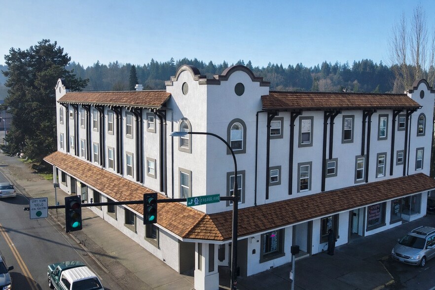 Primary Photo Of 101 S 1st St, Shelton Apartments For Sale