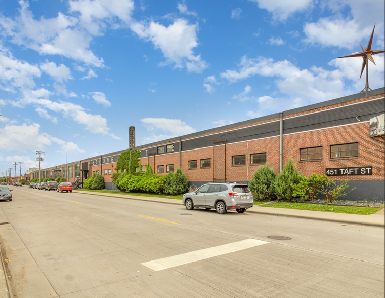Primary Photo Of 451 Taft St NE, Minneapolis Light Manufacturing For Lease