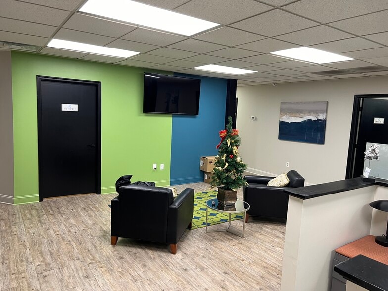 More Photos Of 184 North Ave E, Cranford Office For Lease