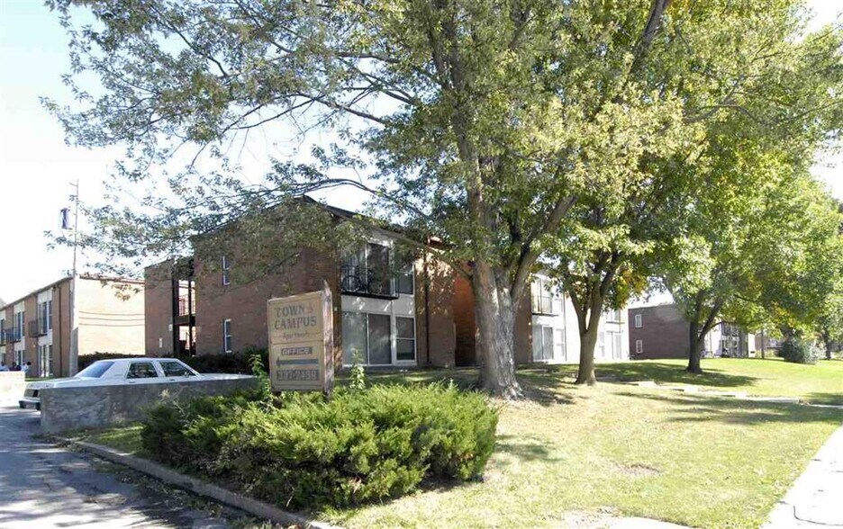 More Photos Of 1100 Arthur St, Iowa City Apartments For Sale