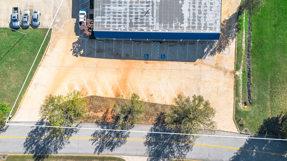 More Photos Of 6130 Preservation Dr, Chattanooga Light Distribution For Sale