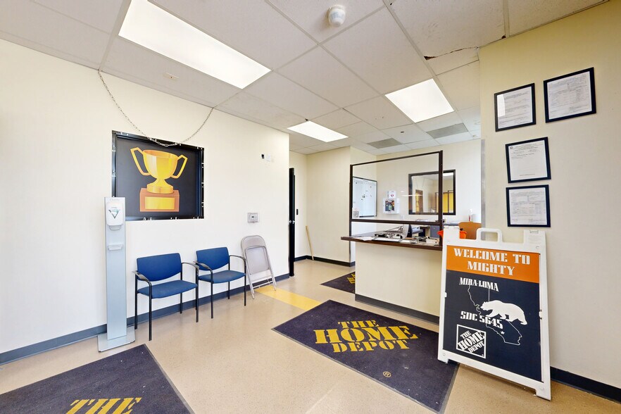 More Photos Of 11650 Venture Dr, Jurupa Valley Distribution For Lease