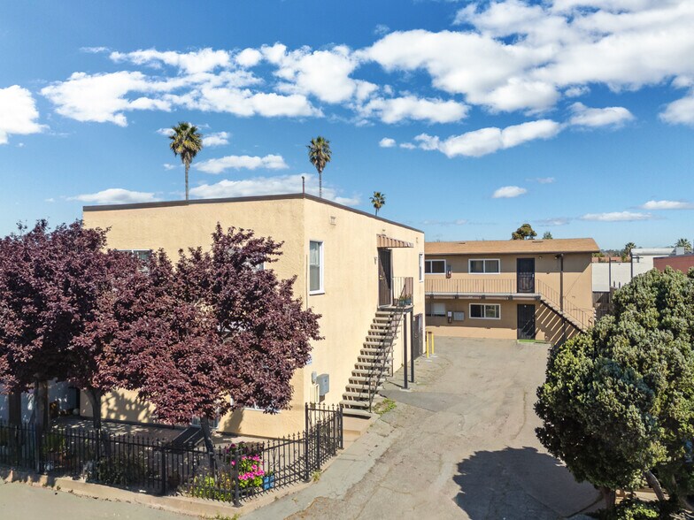 Primary Photo Of 2215 Dover Ave, San Pablo Apartments For Sale