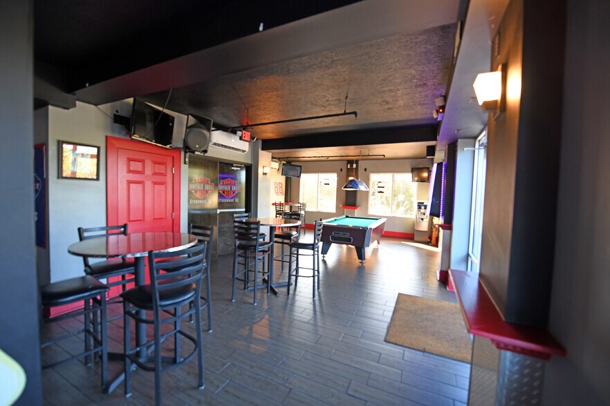 More Photos Of 327 Main St, Greenwood Office For Sale
