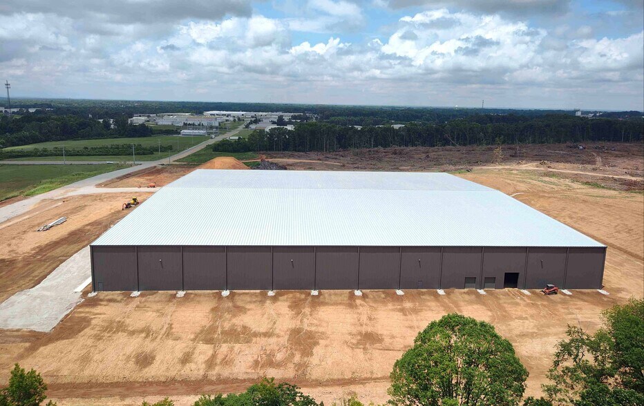 More Photos Of 625 Gerrard Dr, Florence Manufacturing For Sale