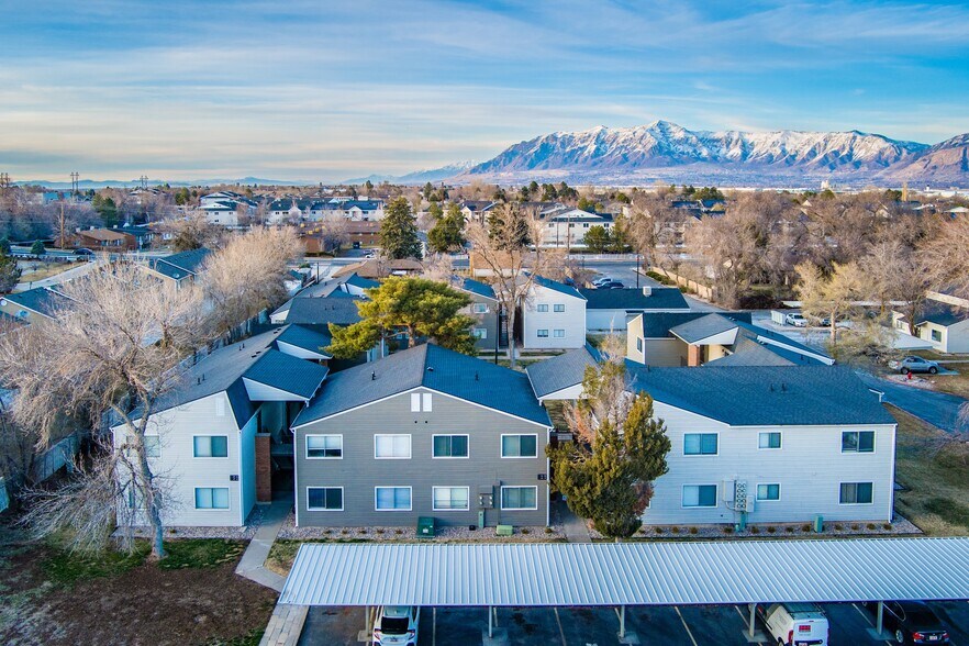 Primary Photo Of 1775 W 4800 S, Roy Apartments For Sale