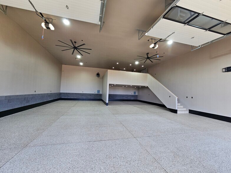More Photos Of 39 Sunbridge Dr, McCall Self Storage For Sale