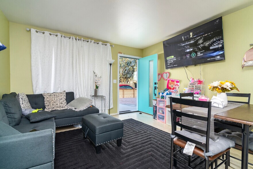 More Photos Of 2444 E Willetta St, Phoenix Multifamily For Sale