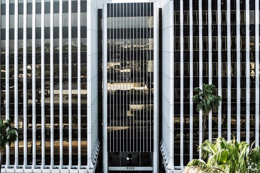 More Photos Of 9100 Wilshire Blvd, Beverly Hills Office For Lease
