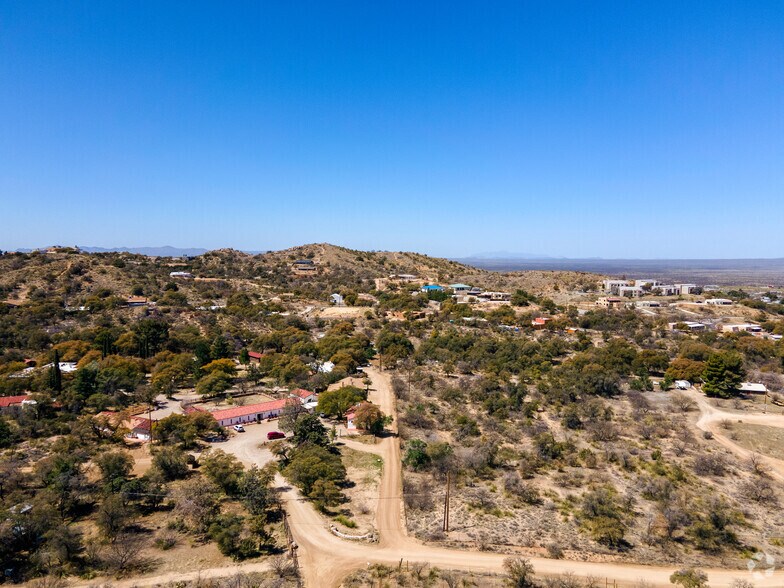 More Photos Of 1170 Rancho Robles Rd, Oracle Hotel For Sale